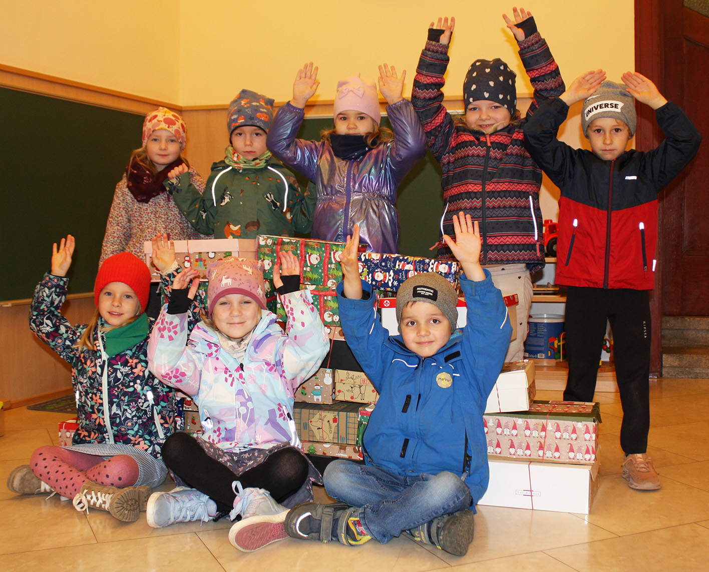 Die Schulanfänger des Kneipp-Kindergartens "Hottelstedter Küken" gaben viele Pakete ab.