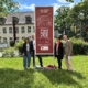 Enthüllten gemeinsam das Schild (v.l.n.r.): Margit Fröhlich, Udo Carstens, Christine Lieberknecht und Wolfram Huschke
